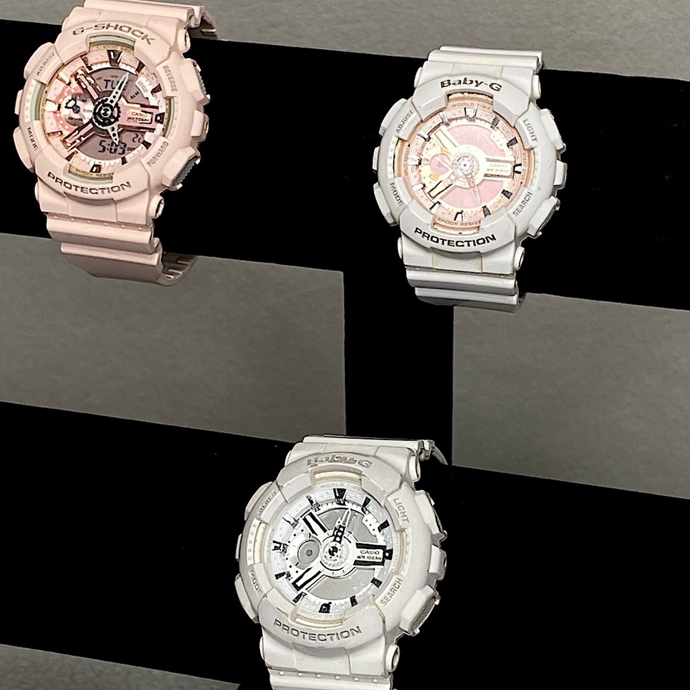 (1) G SHOCK WATCH  (2) BABY G SHOCK WATCHES ALL THREE ARE SOLD SEPARATELY 👈🏽